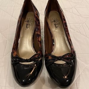 Leopard print heels-size 9